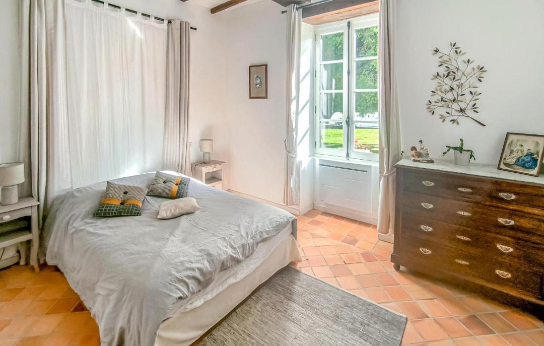 Photo of Others in Parennes