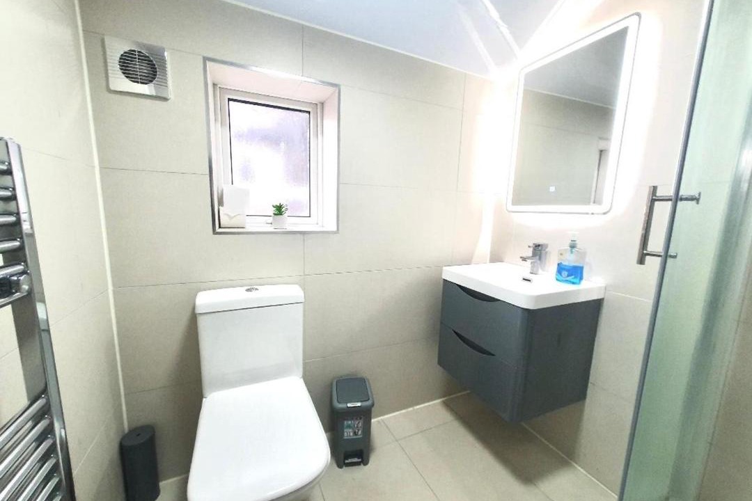 Photo of Bathroom in Tooting