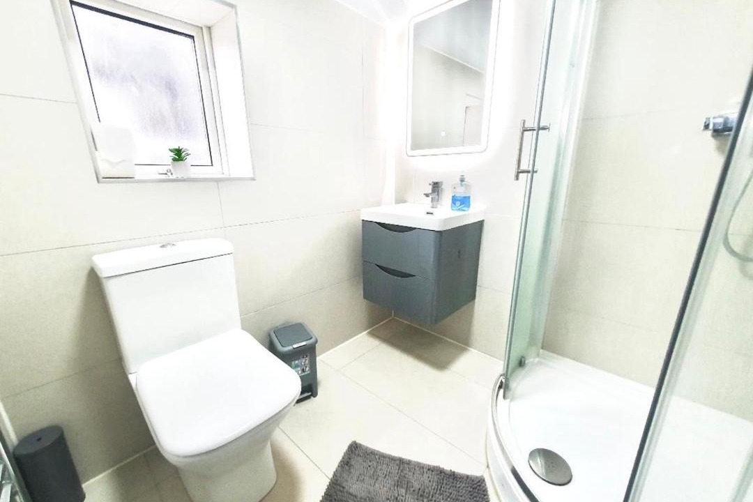 Photo of Bathroom in Tooting