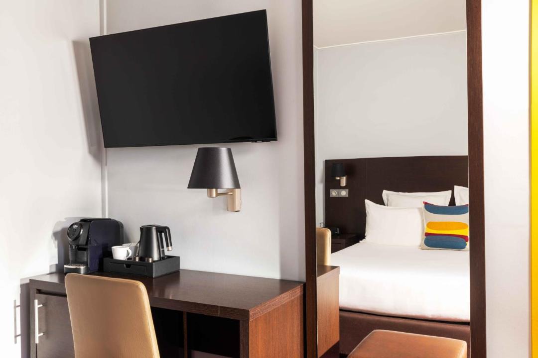 Photo of Bedroom in 14th Arrondissement