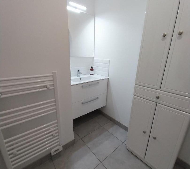 Photo of Bathroom in La Rochelle