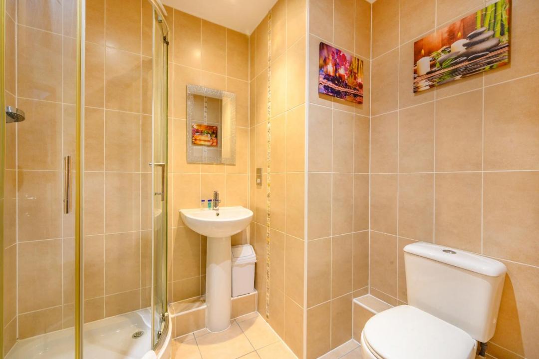 Photo of Bathroom in Saltaire Village
