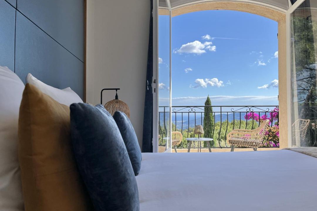 Photo of Others in Cabris