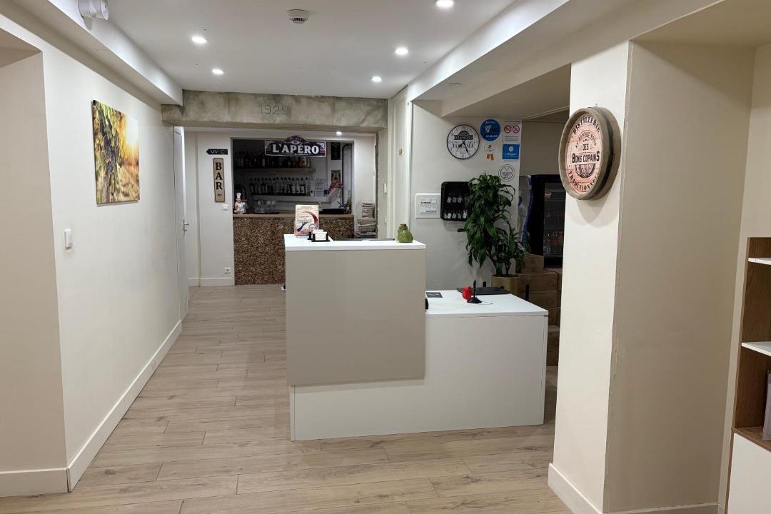 Photo of Others in Jas