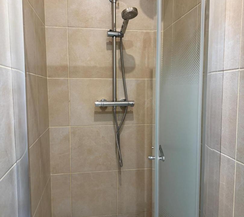 Photo of Bathroom in Darnetal
