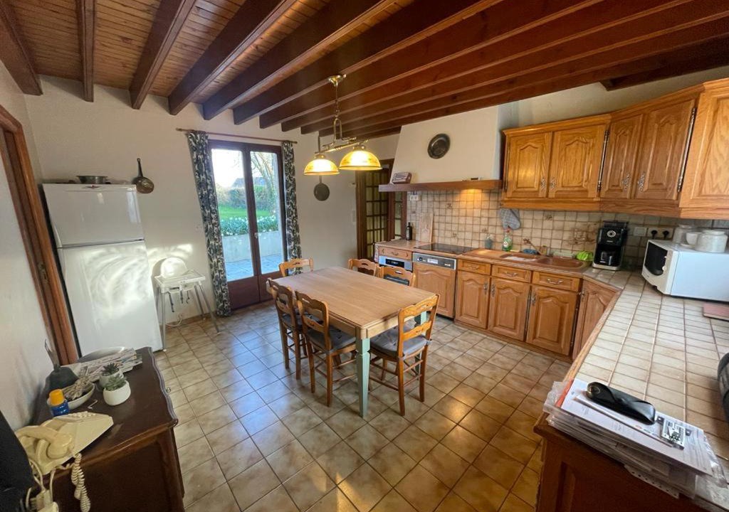 Photo of Kitchen in Saigneville