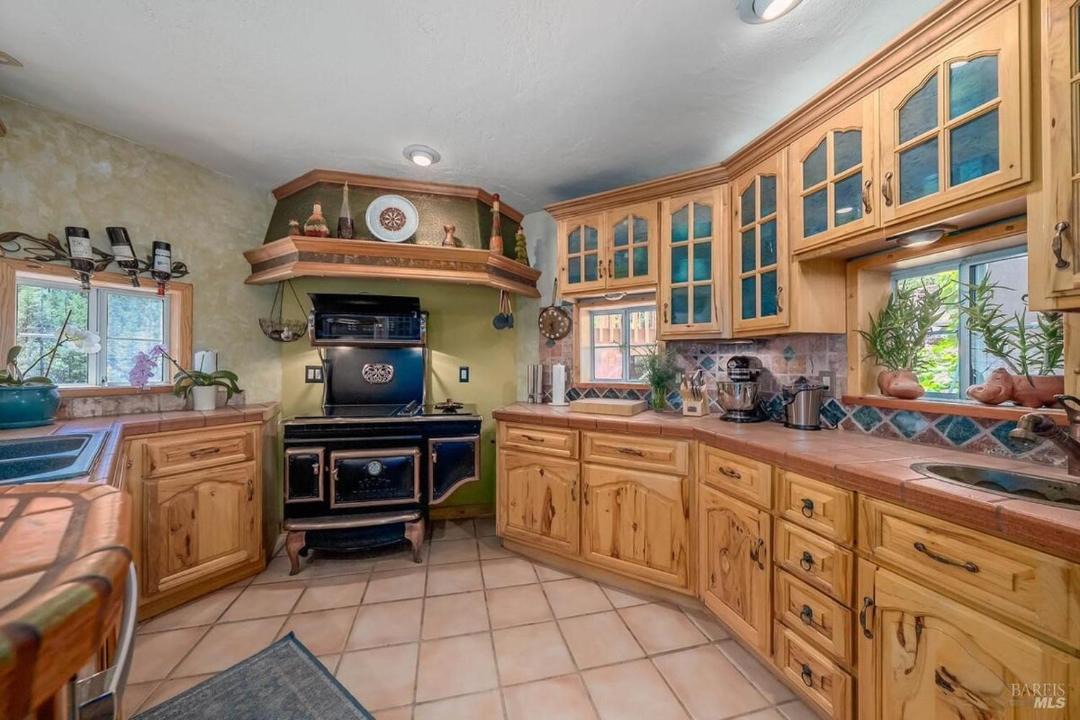 Photo of Kitchen in Redwood Valley