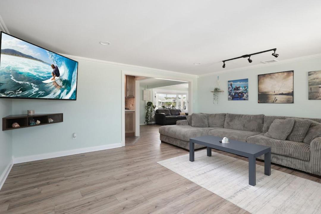 Photo of Livingroom in Waretown