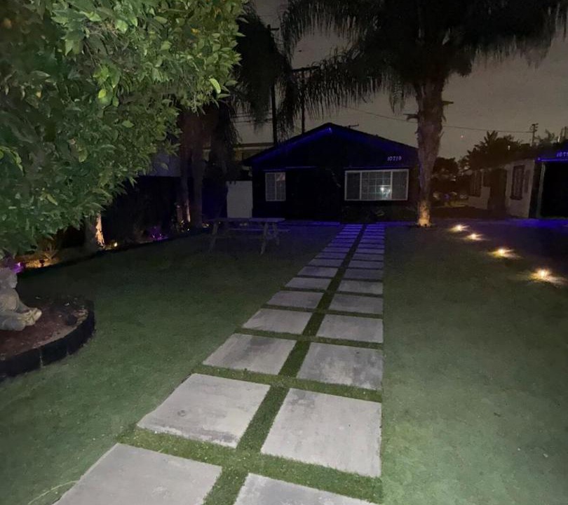Photo of Others in Downey