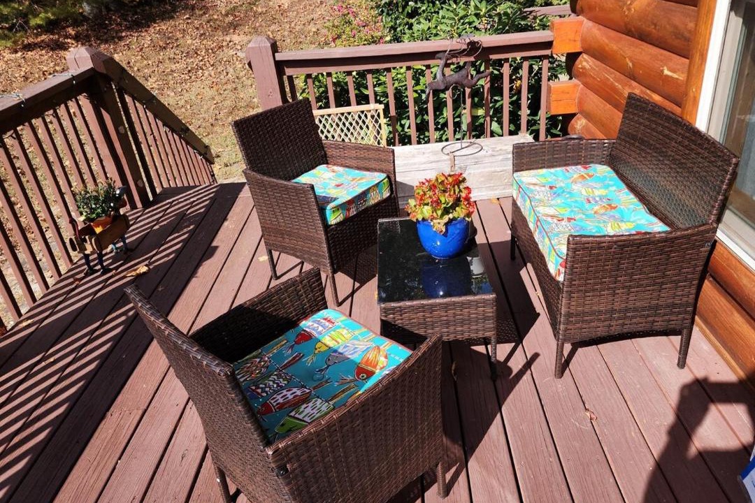 Photo of Patio Balcony in Sweetbriar Farms
