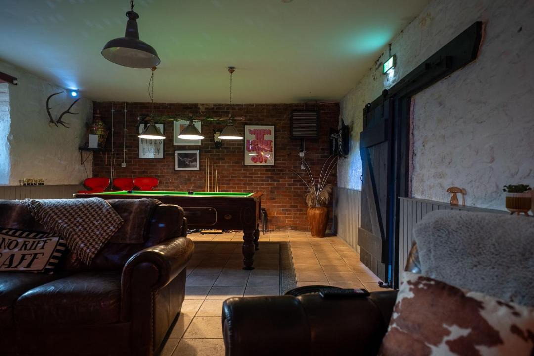 Photo of Others in Glasgow