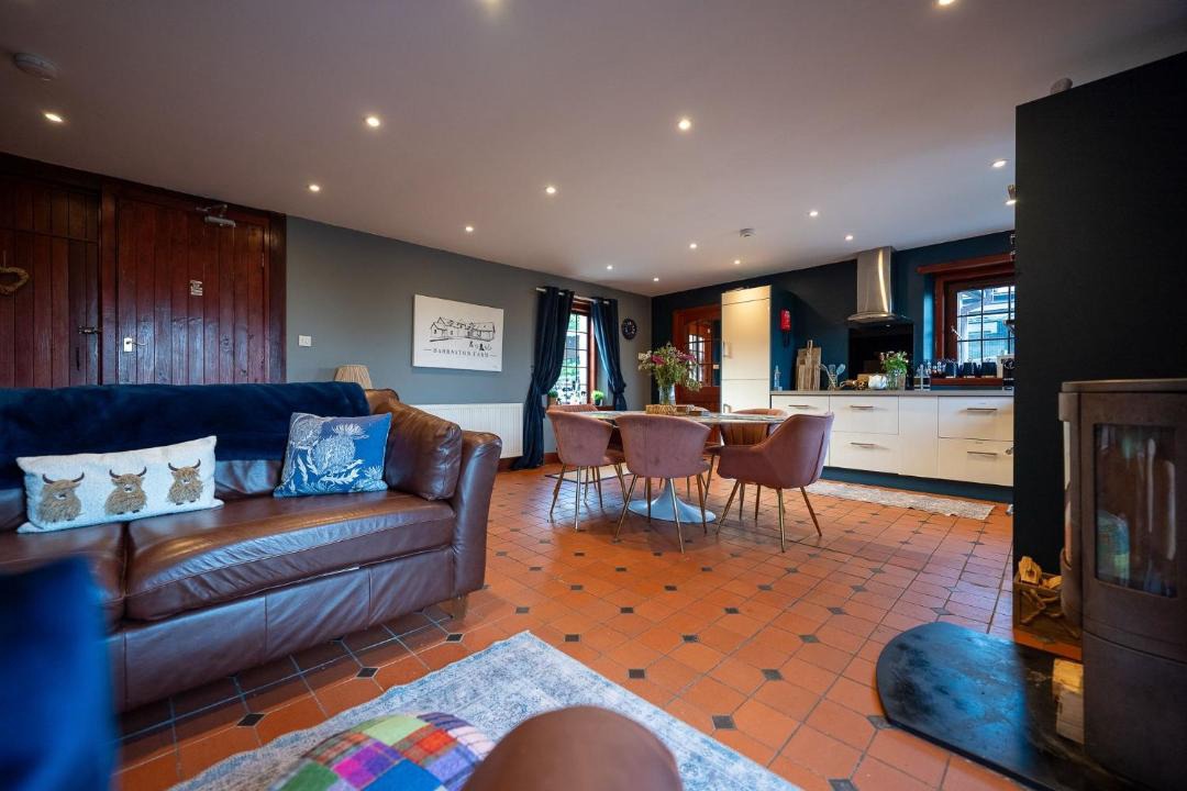 Photo of Others in Glasgow