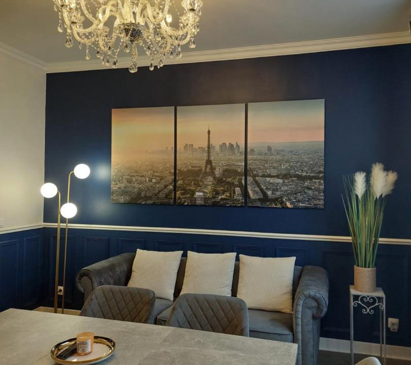 Photo of Others in Pantin