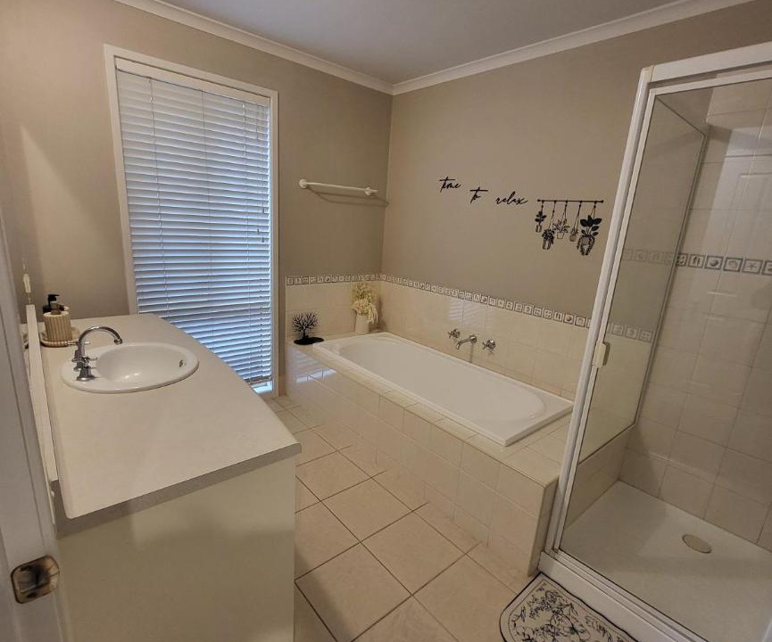 Photo of Bathroom in Craigieburn