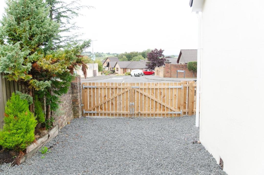 Photo of Others in Bathgate