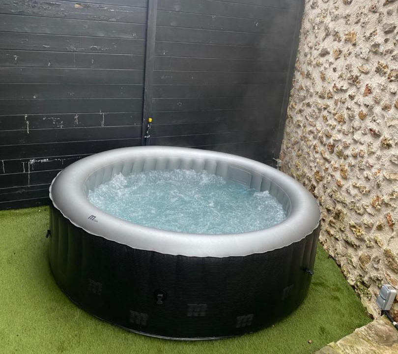 Photo of Others in Bonnelles