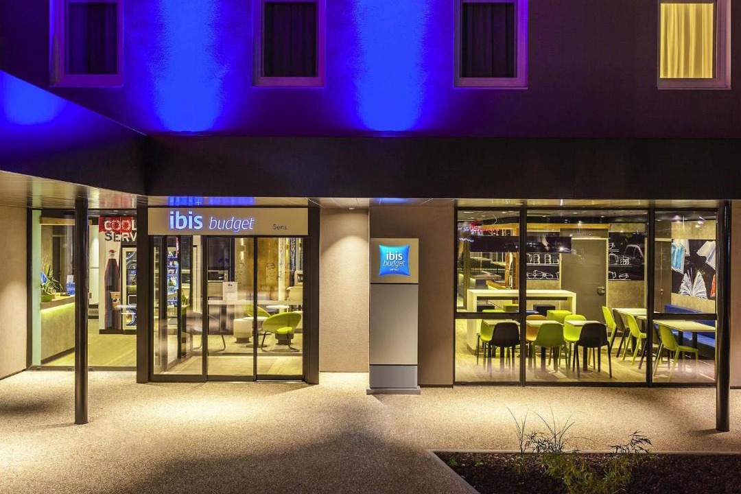 Photo of Others in Sens