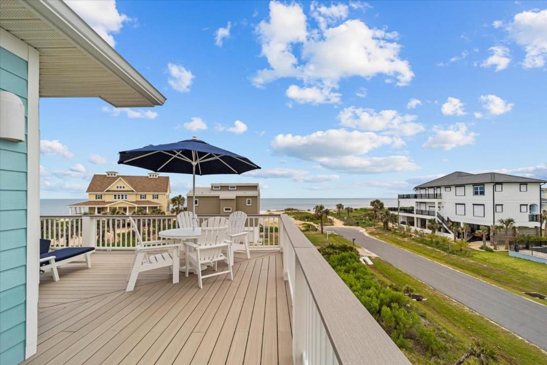 Photo of Patio Balcony in Marineland Acres