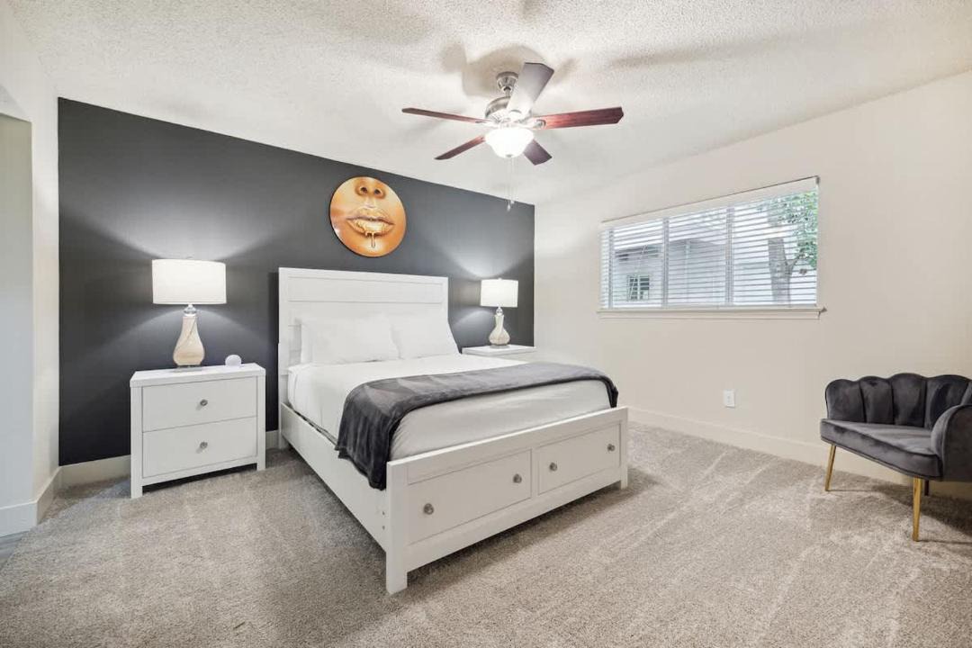 Photo of Bedroom in Uptown