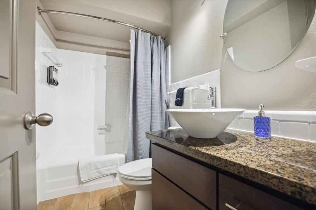 Photo of Bathroom in Uptown