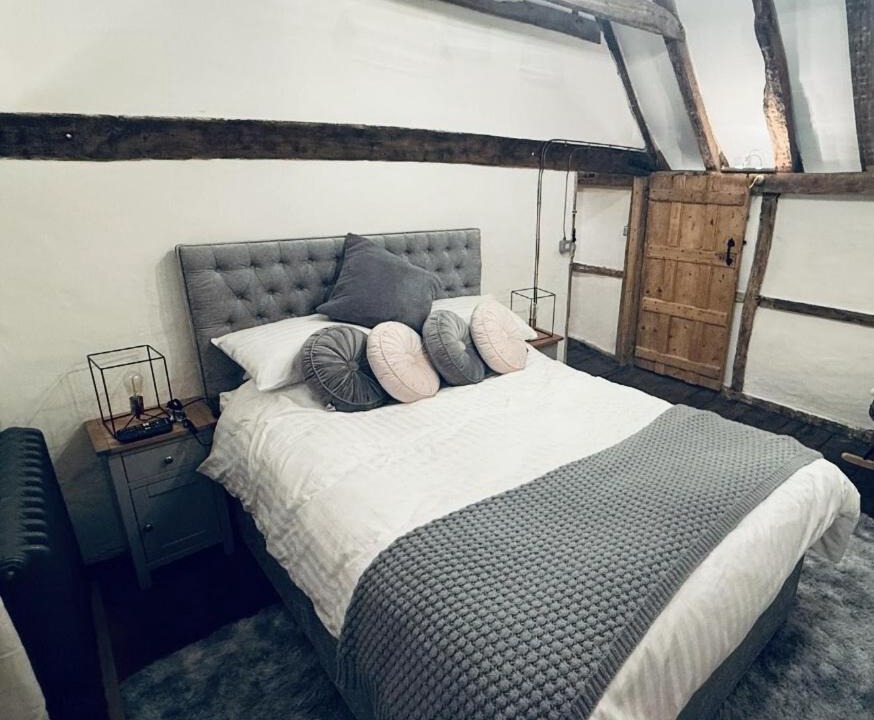 Photo of Bedroom in Crawley City Centre