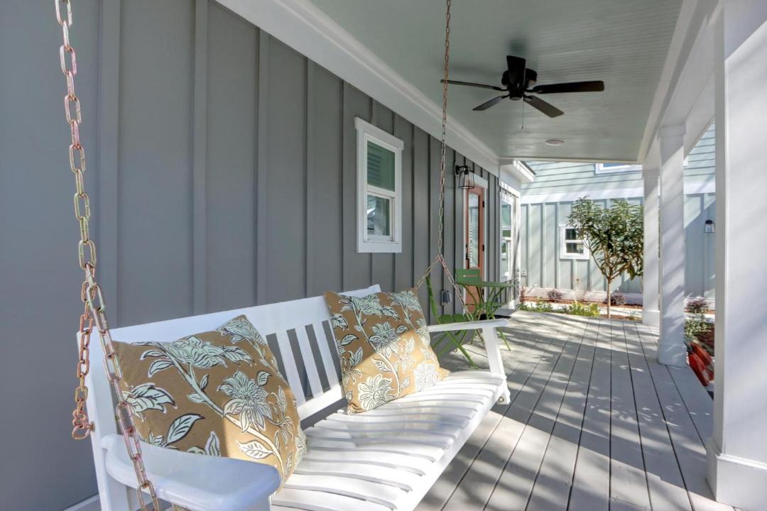 Photo of Patio Balcony in Thunderbolt