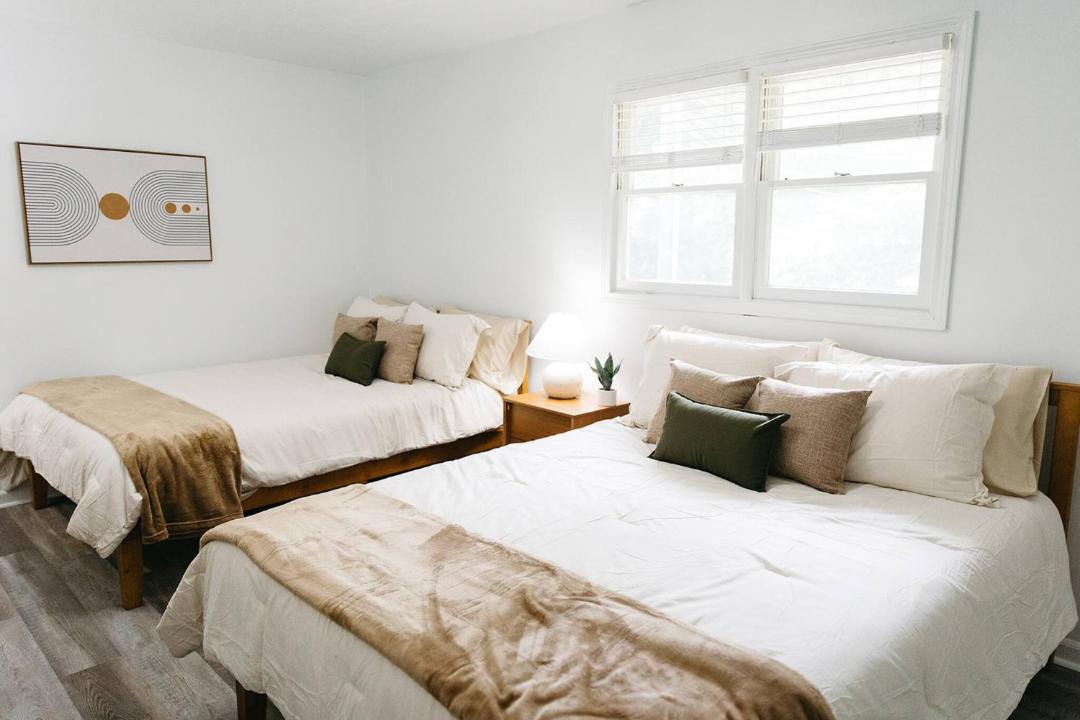 Photo of Bedroom in Berea