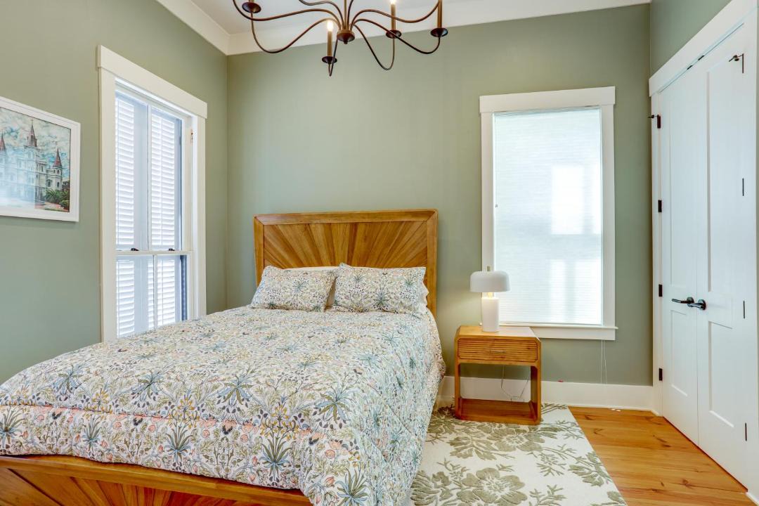 Photo of Bedroom in Algiers Point