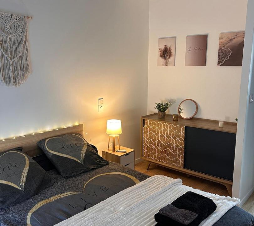 Photo of Bedroom in Saint-Denis-en-Bugey