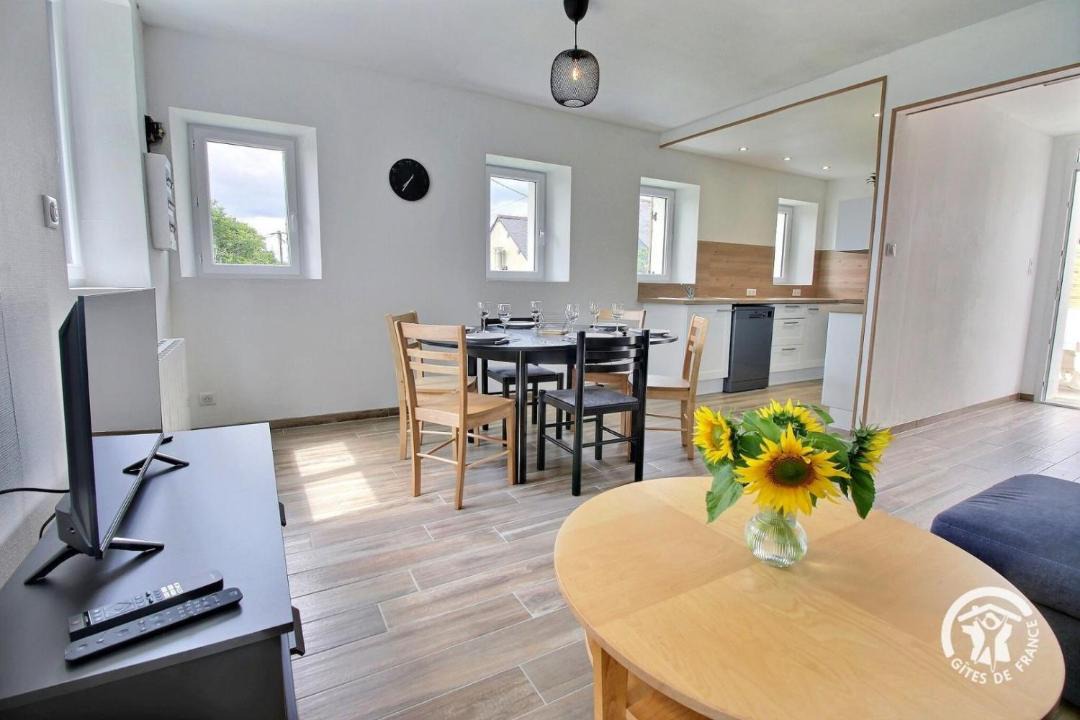 Photo of Others in Lanouee