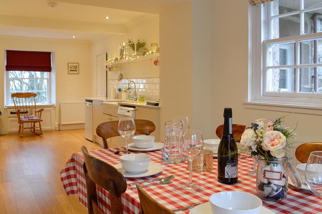 Photo of Others in Saint Cyrus