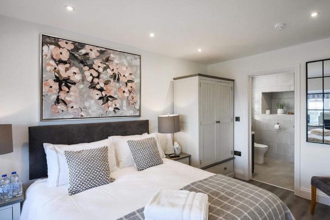 Photo of Others in Ludchurch