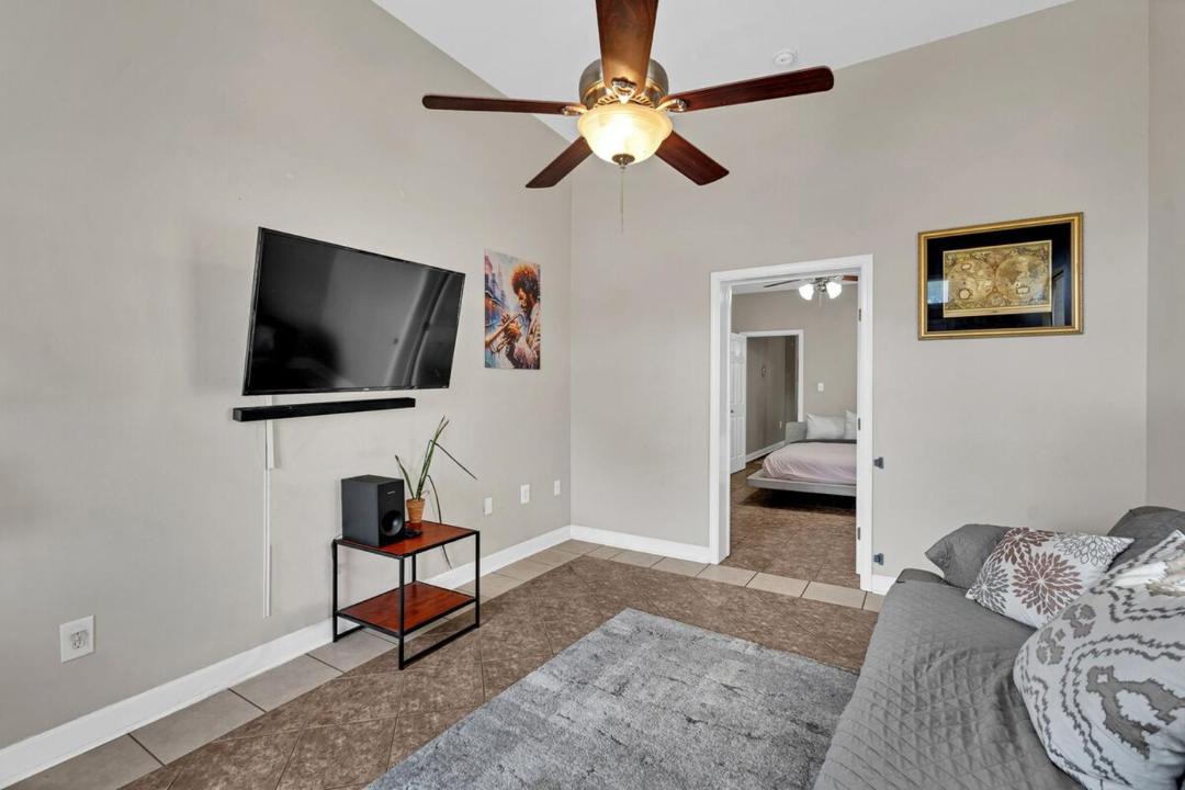 Photo of Bedroom in Mid-City