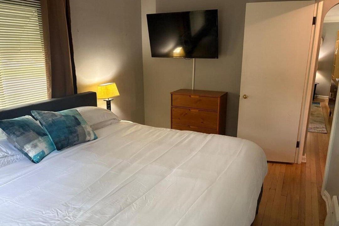 Photo of Bedroom in Kamm's Corners