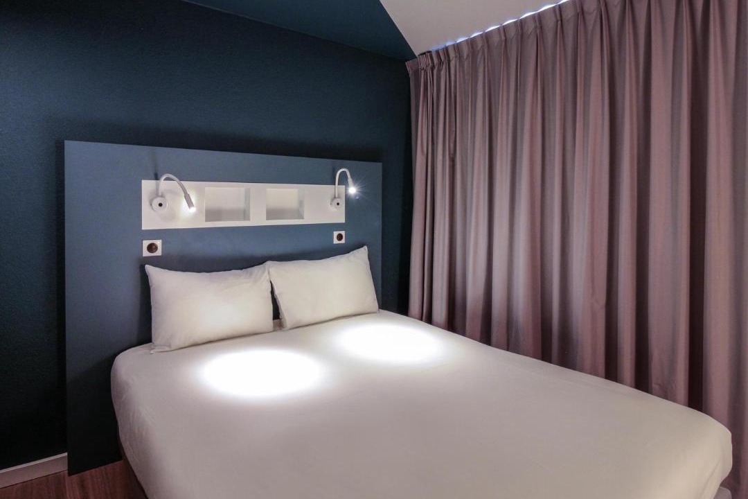 Photo of Bedroom in Quartier Saint-Clement - Jardin des Plantes