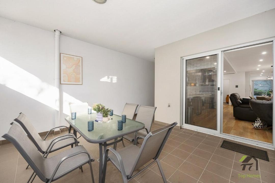 Photo of Others in Camperdown