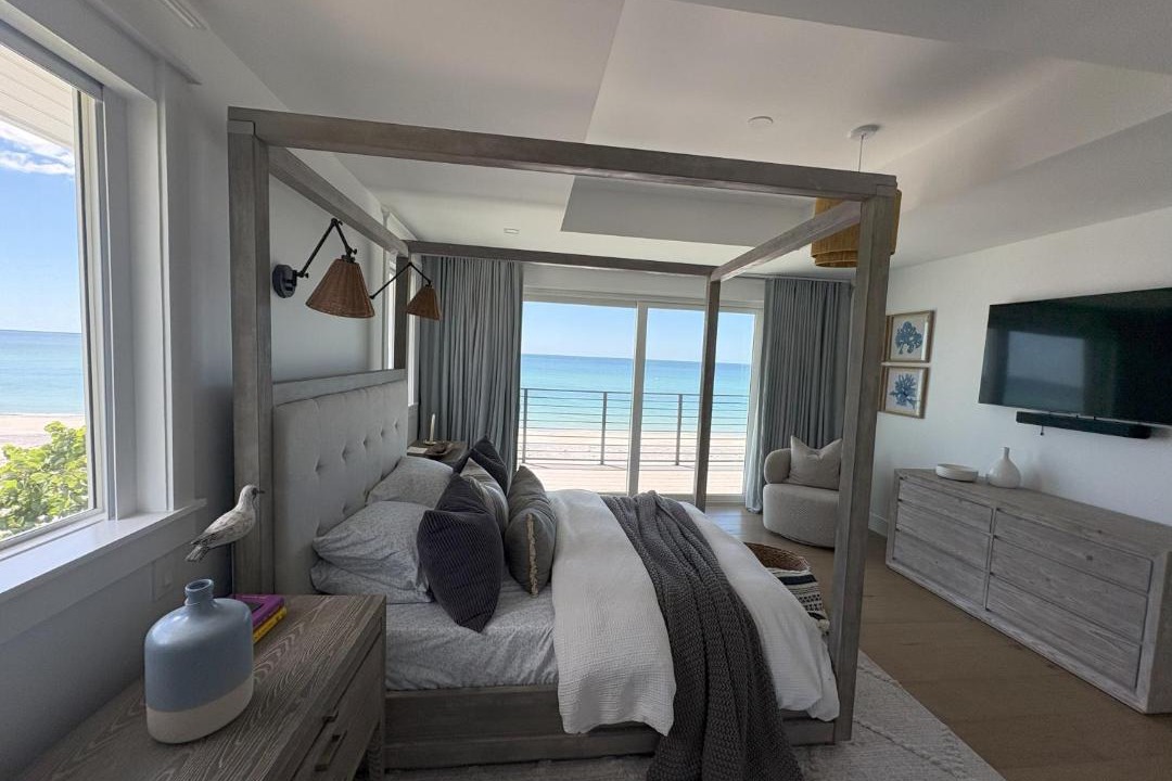 Photo of Bedroom in Palm Island