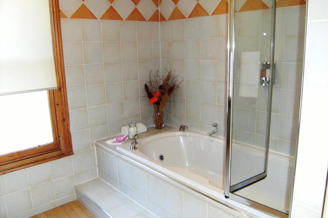 Photo of Bathroom in Newark