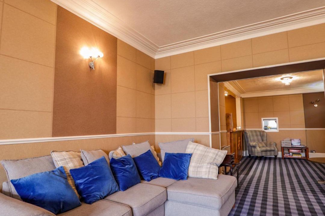 Photo of Others in Cullen