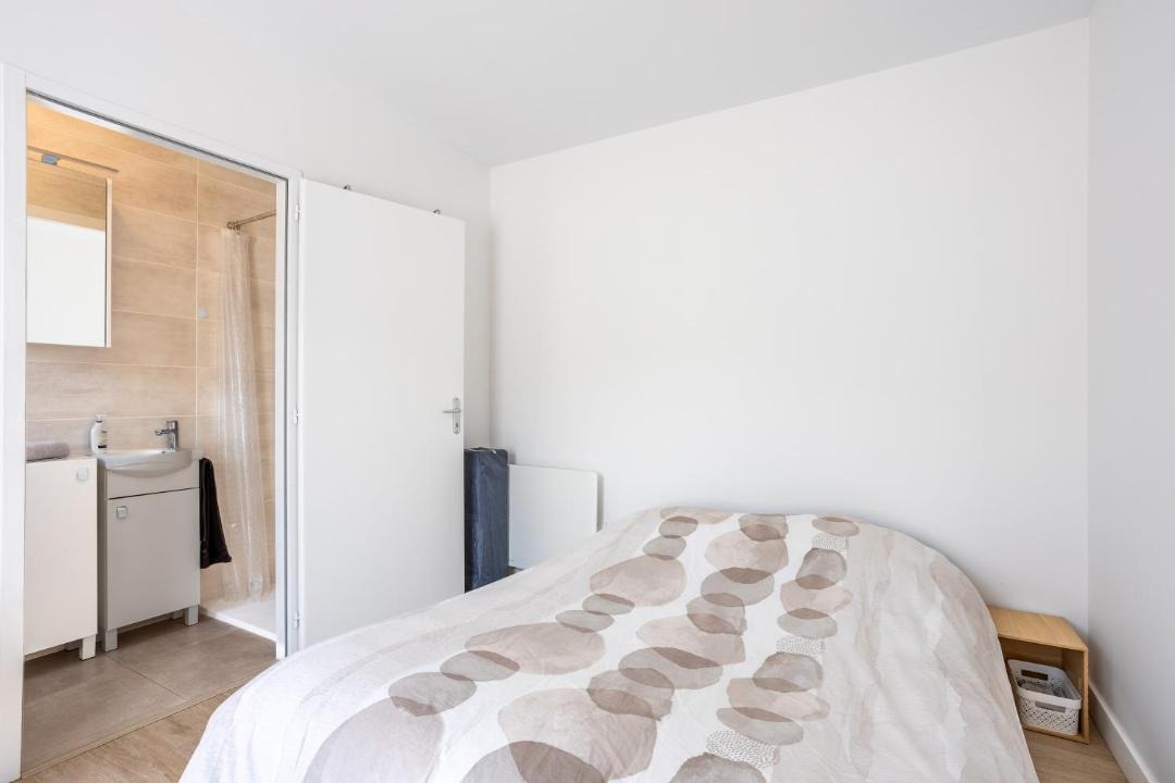 Photo of Bedroom in Curzon