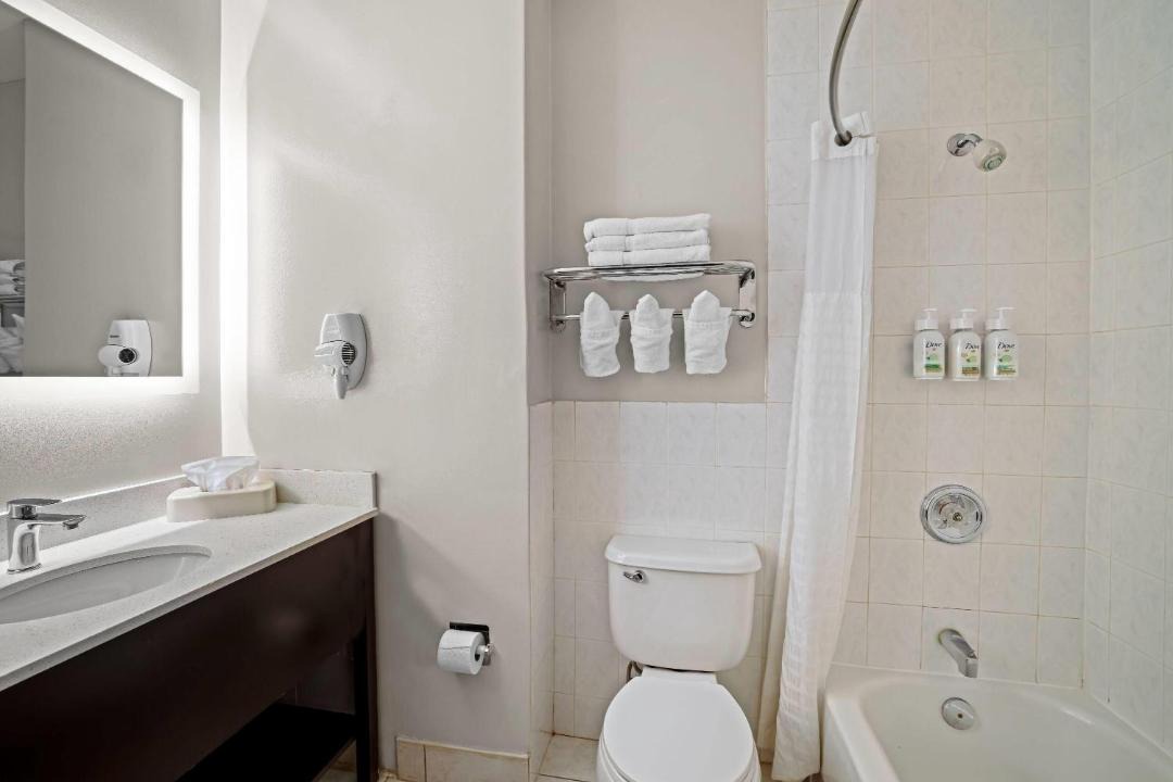 Photo of Bathroom in Thunder Bay