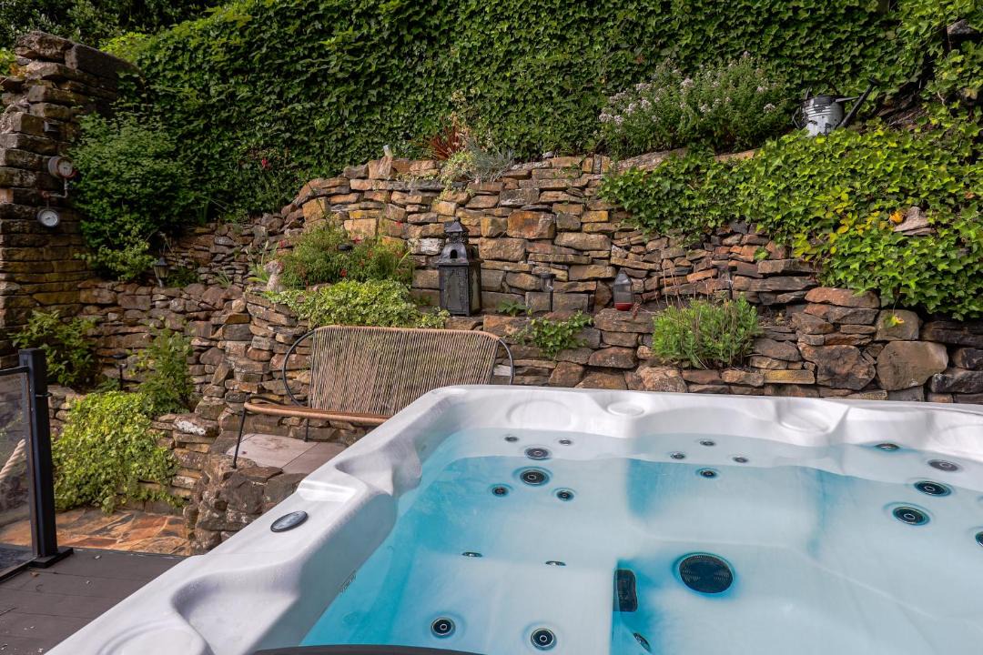 Photo of Others in Hepworth