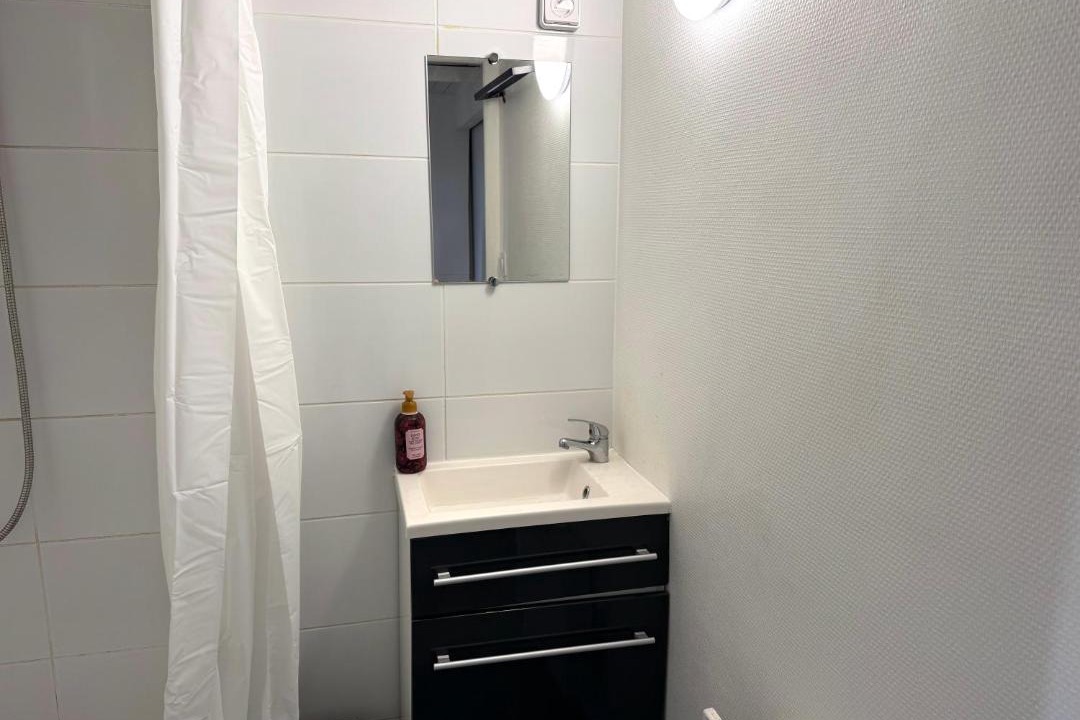 Photo of Bathroom in Douai