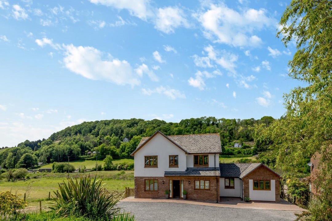 Photo of Others in Llandre