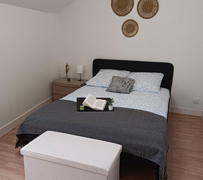 Photo of Bedroom in Pre-en-Pail