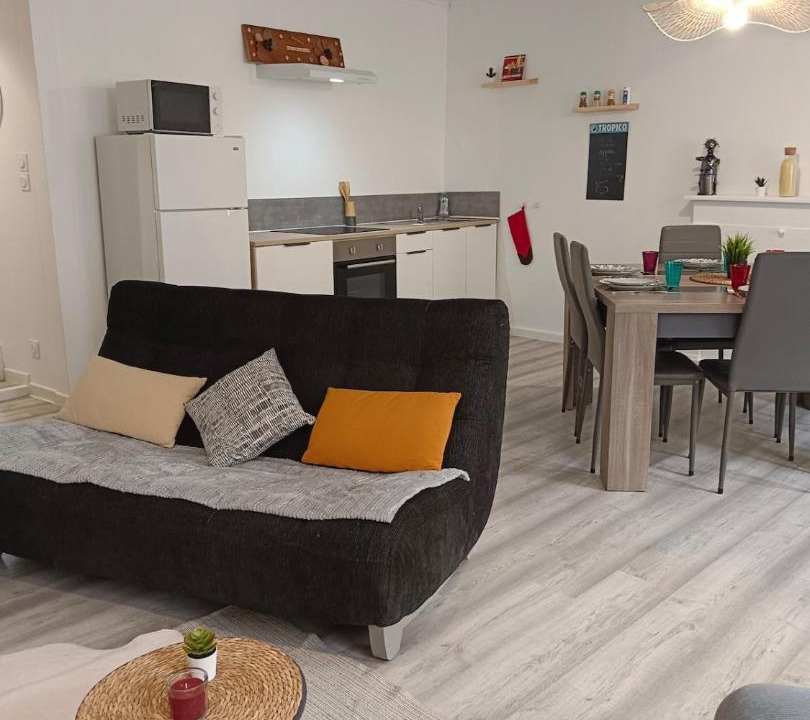 Photo of Others in Pre-en-Pail