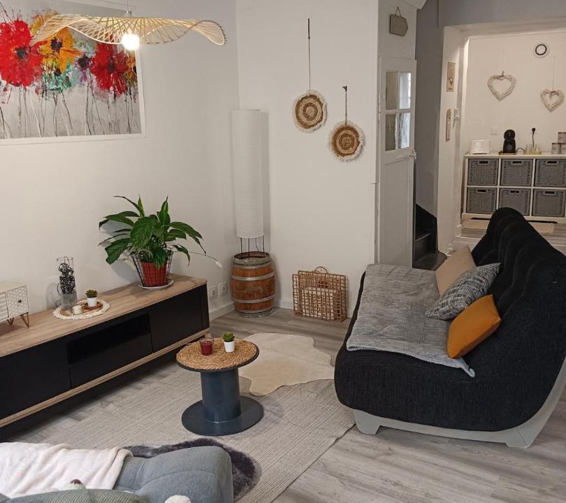 Photo of Livingroom in Pre-en-Pail