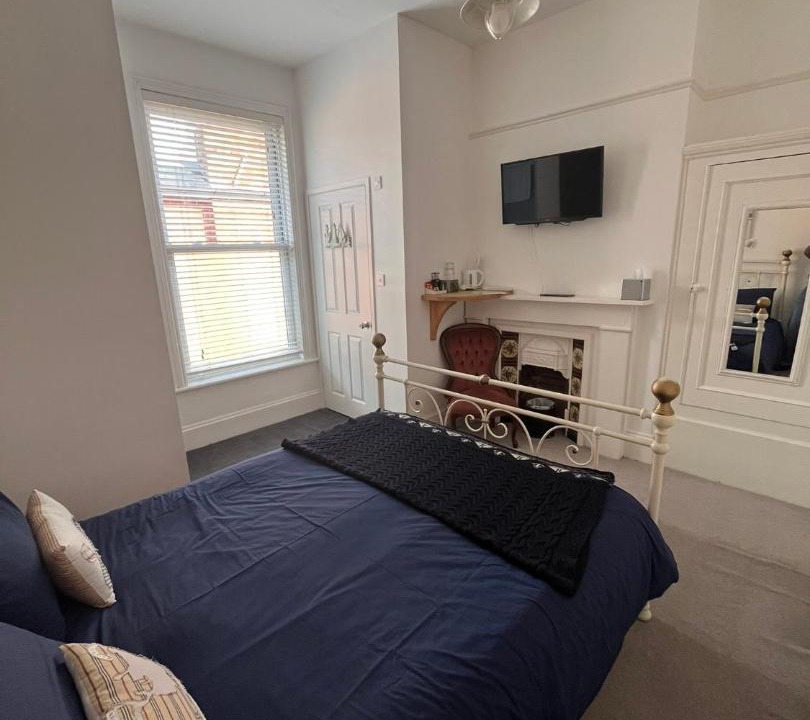 Photo of Others in Boscombe