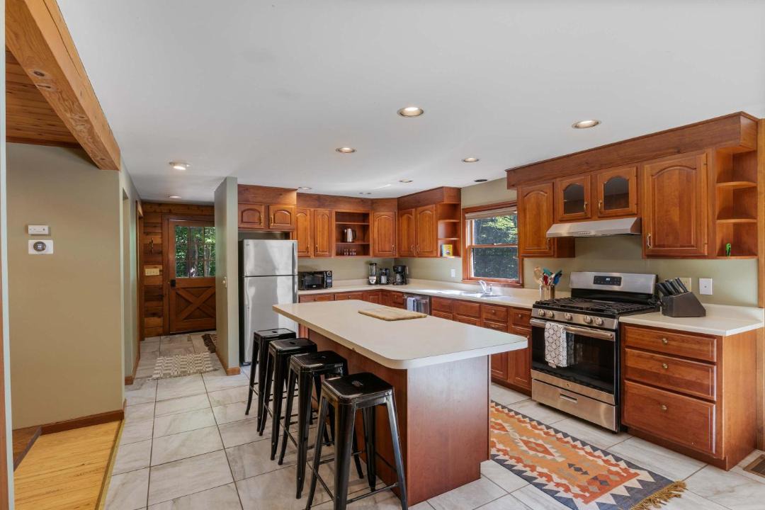 Photo of Others in Bartlett