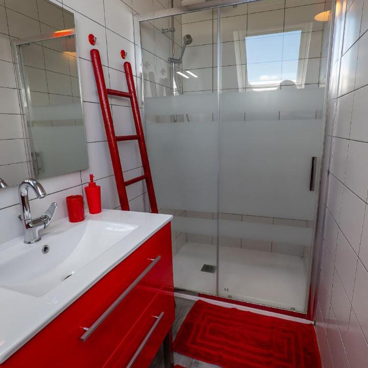 Photo of Bathroom in Curieres